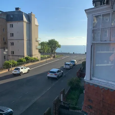 No.10 Seaside - 1st & 2nd Floor *